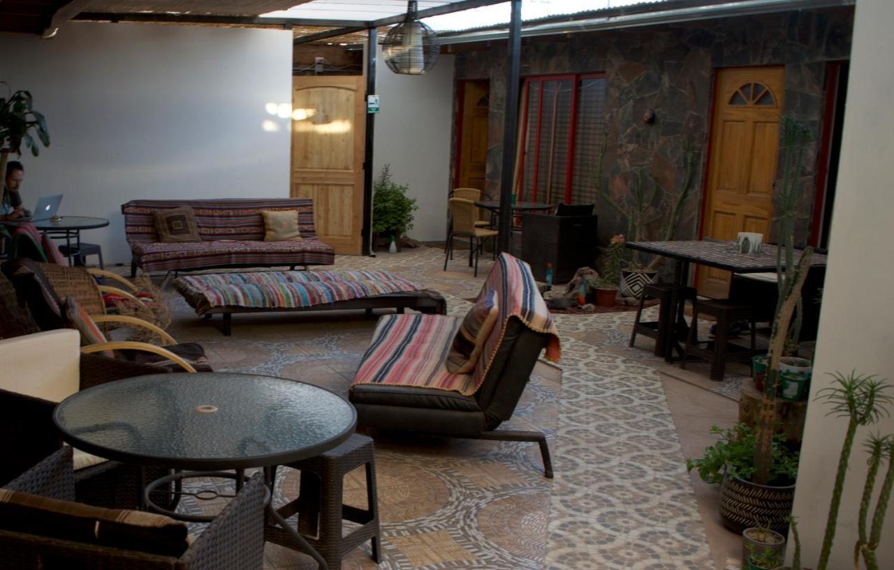 Chill-Atacama Bed & Breakfast Сан Педро де Атакама Екстериор снимка